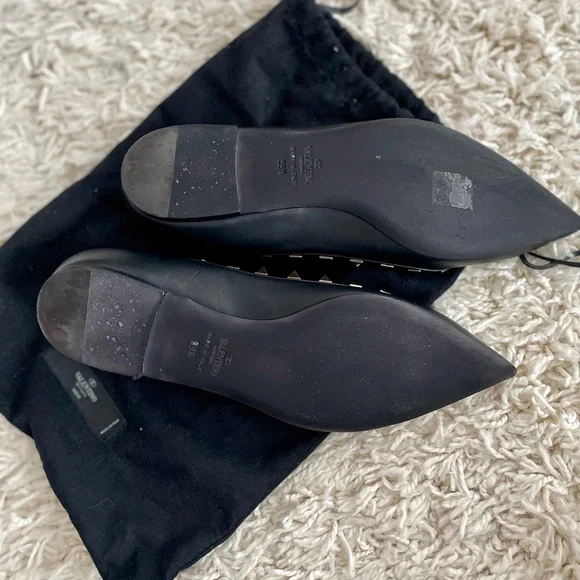 Like New Authentic Valentino Garavani Black Rockstud Flats Size 39.5 - Picture 5 of 7